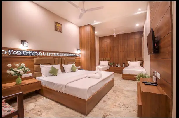 Матхура: Hotel Nova Blu