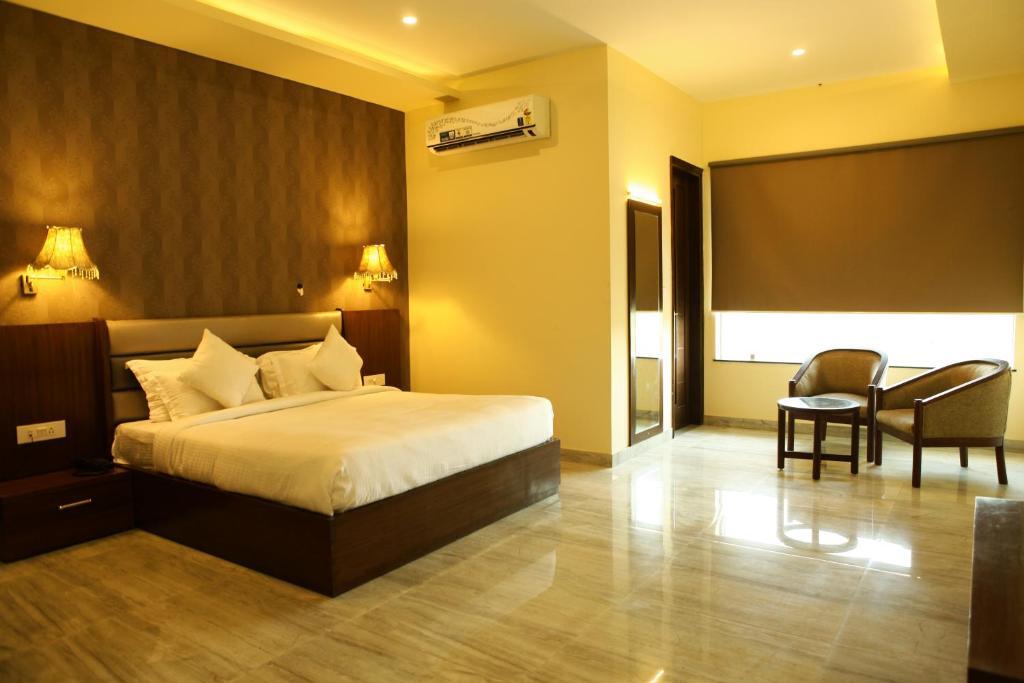 Мератх: Grand 5 Resort
