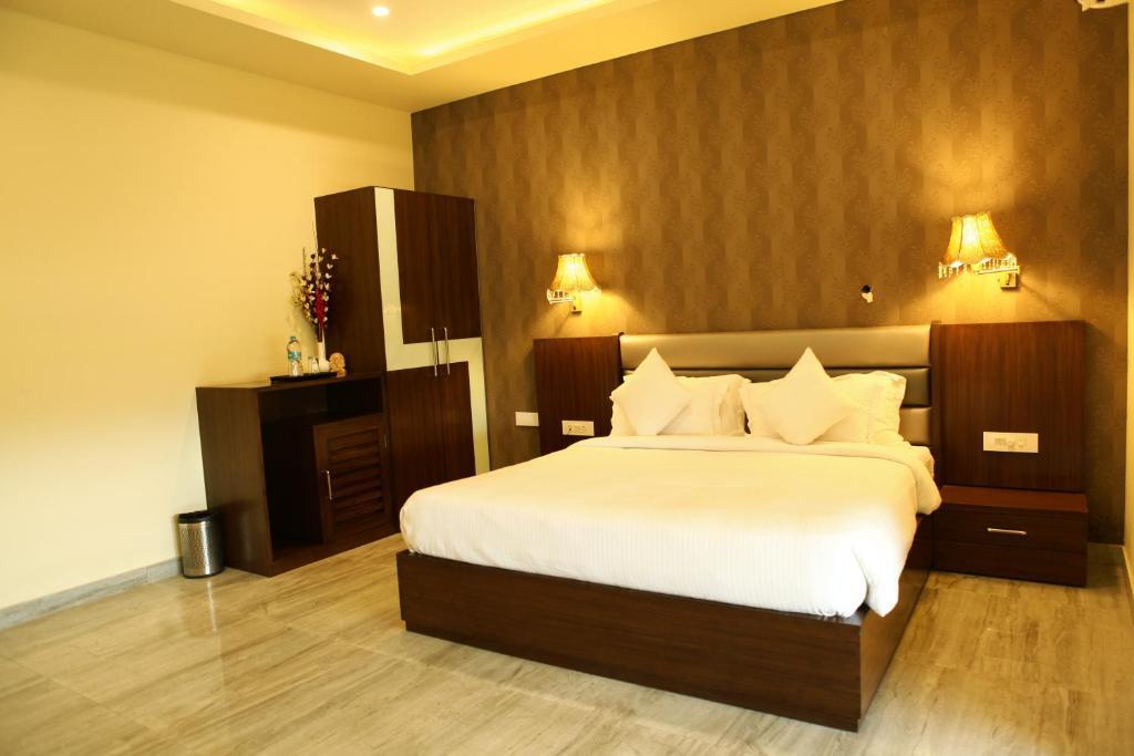 Мератх: Grand 5 Resort