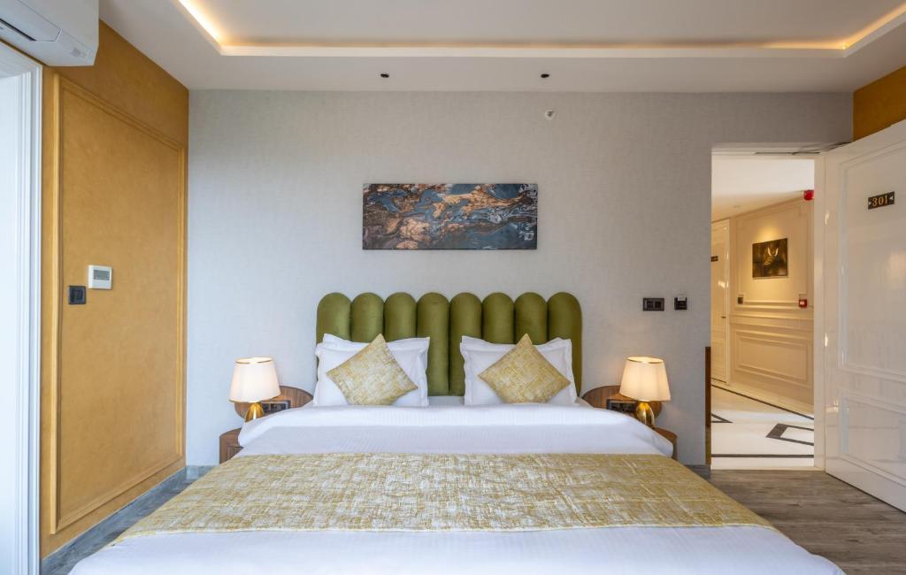 Калангут: Renest Calangute Goa