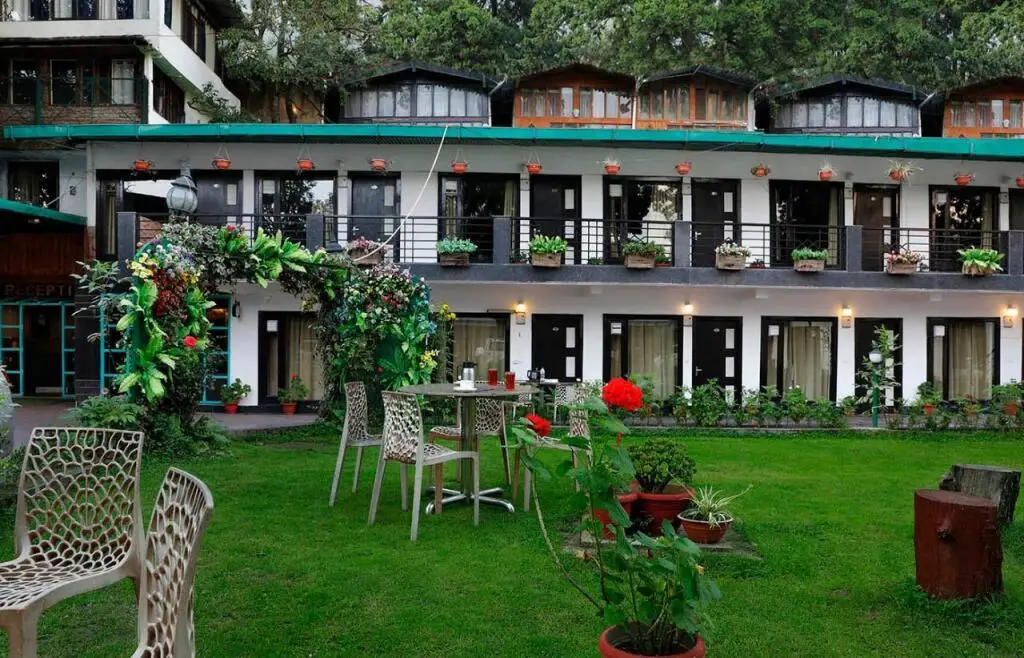 Hotel Limewood Nainital — фото 1