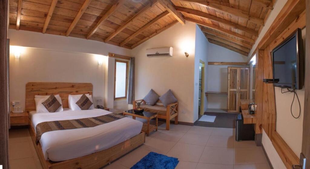 Наинитал: Bento Corbett Woods Resort