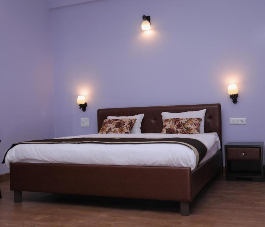 Hotel Royal Orbit Nainital — фото 1