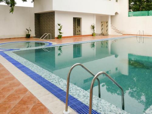 Наинитал: Corbett Blue Sky Resort