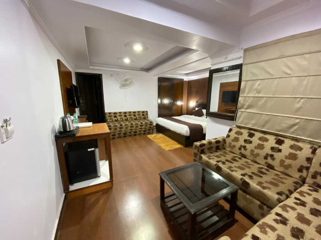 Массури: Beyond Stay Paradise Continental Mussorie
