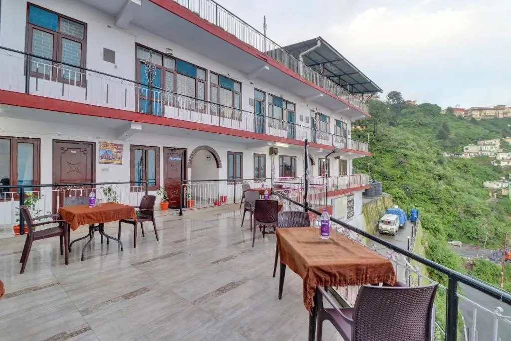 OYO 92514 Savitri Hotel Nand Palace — фото 1