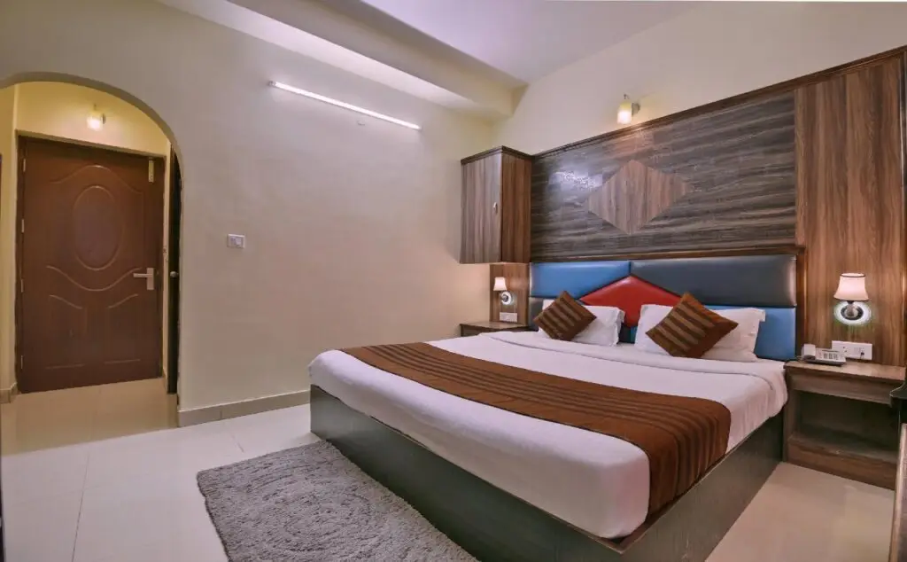 Массури: Hotel The Super Mall Residency
