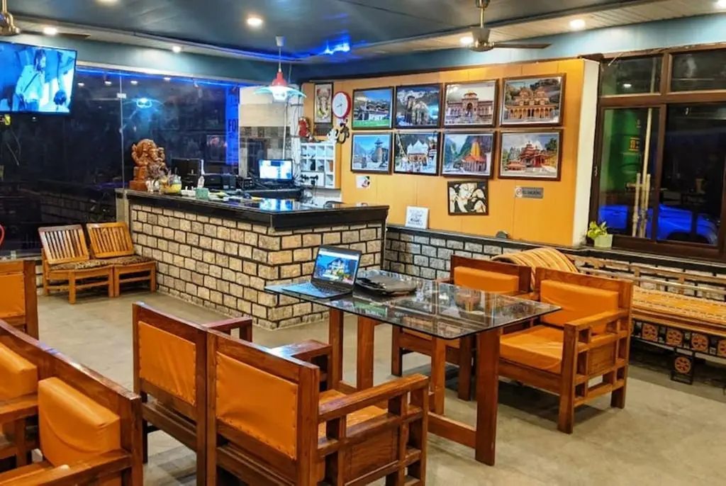 Массури: Hotel Forest View and Restaurant