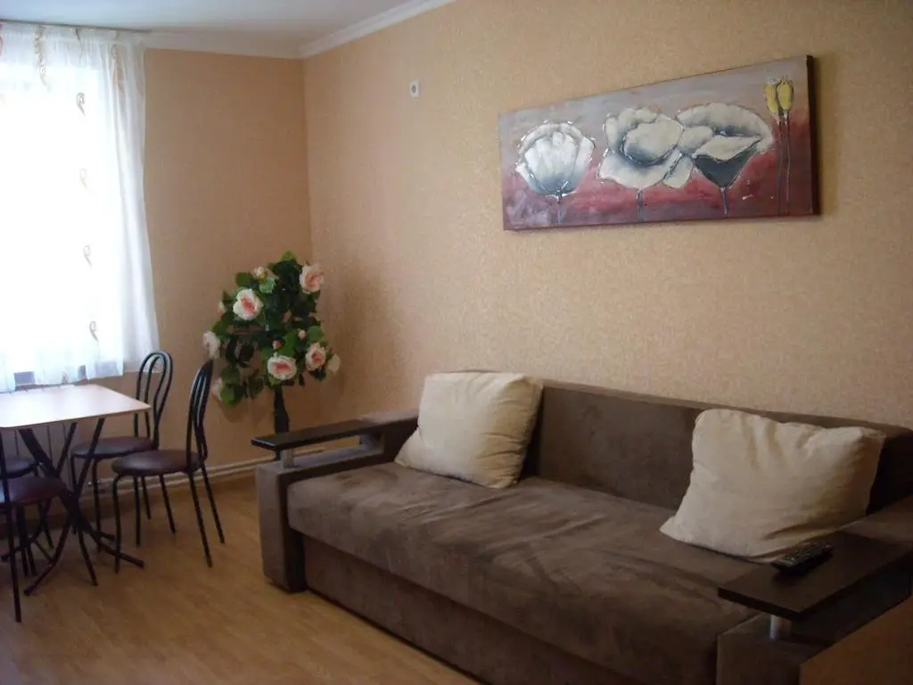 Саки: Mini Hotel