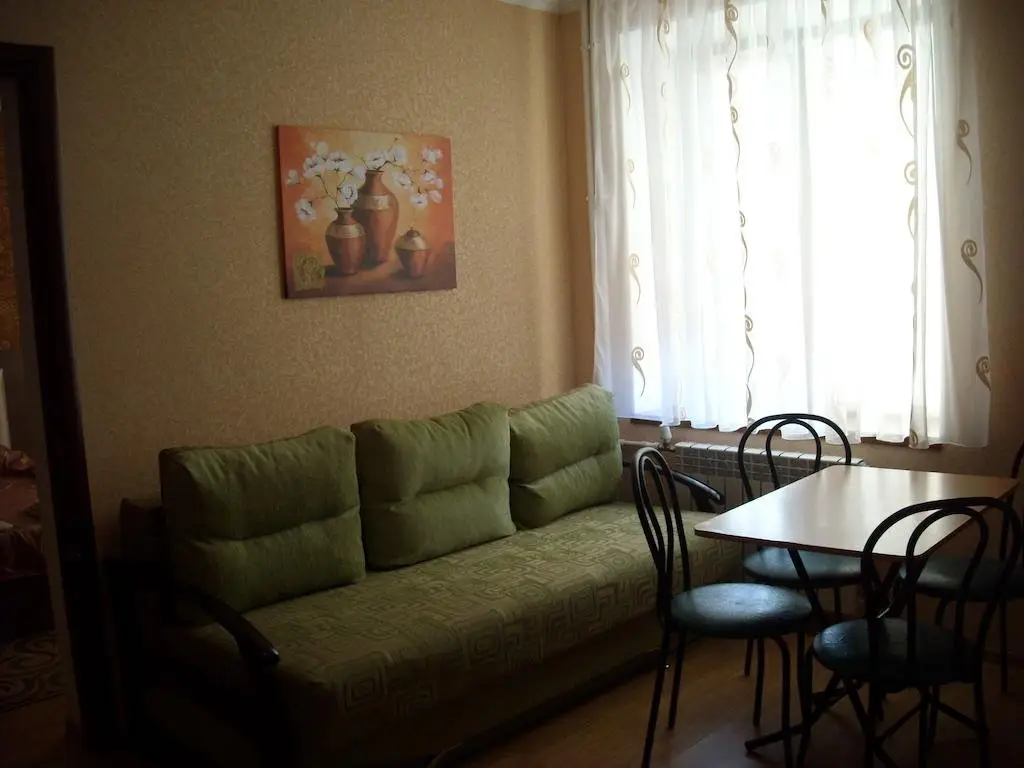 Саки: Mini Hotel
