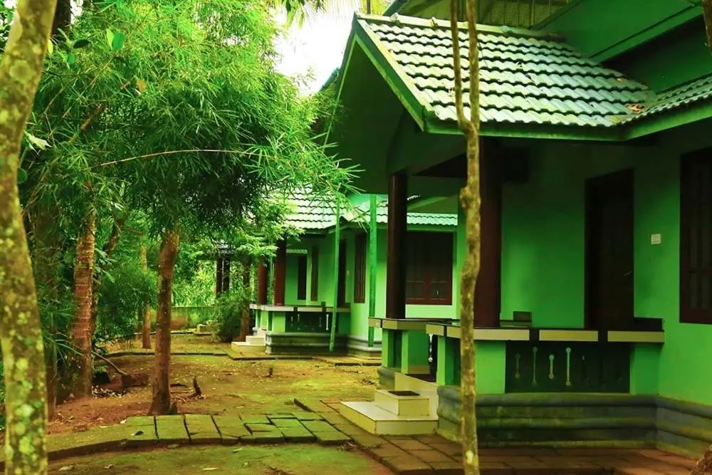 Султан-Батери: Shibi's Tea Garden Heritage