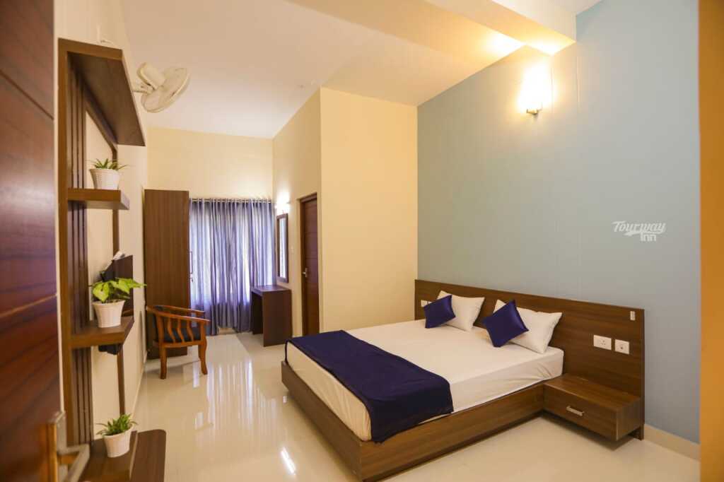 Султан-Батери: Tourway Inn Wayanad