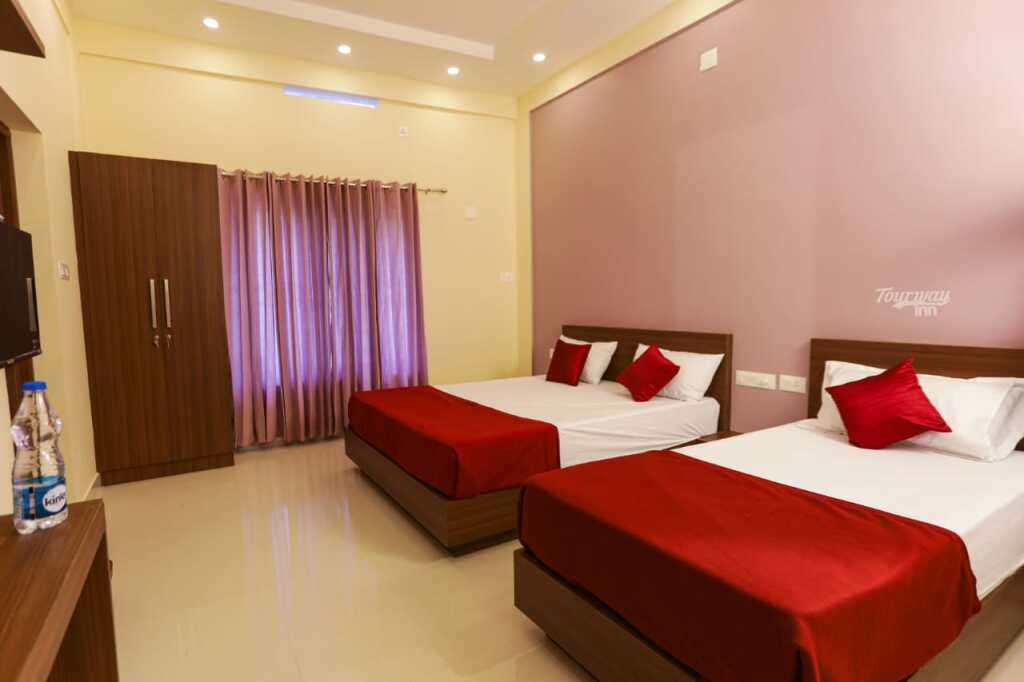 Султан-Батери: Tourway Inn Wayanad
