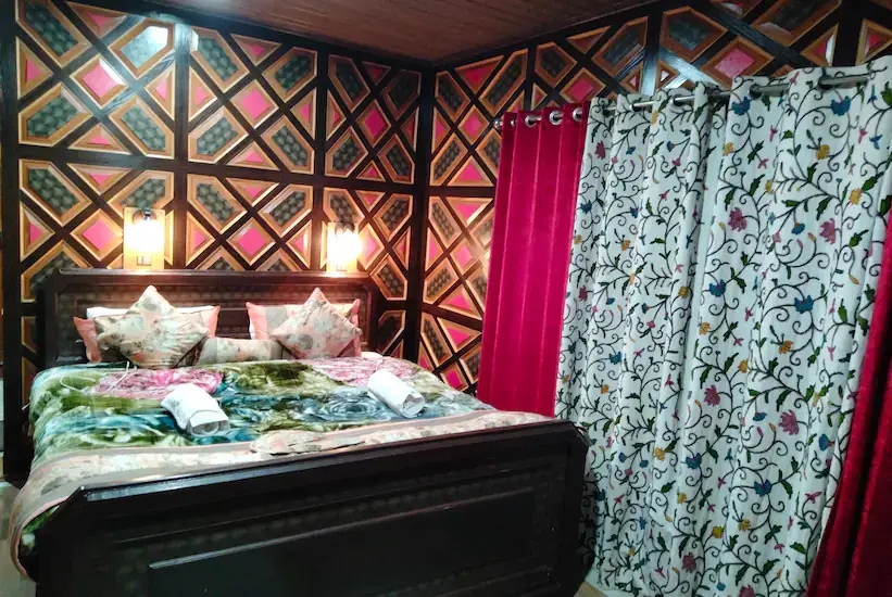 Пахалгам: Hotel Mughal India