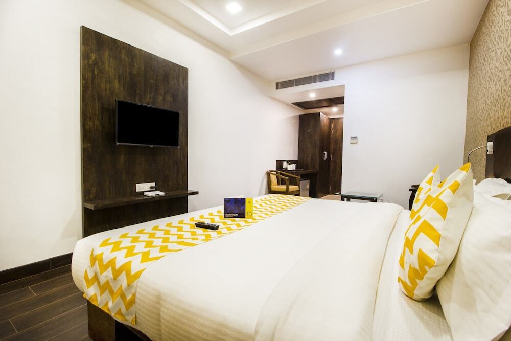Лакхнау: FabHotel SS Grandeur