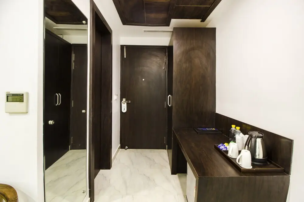 Лакхнау: FabHotel SS Grandeur