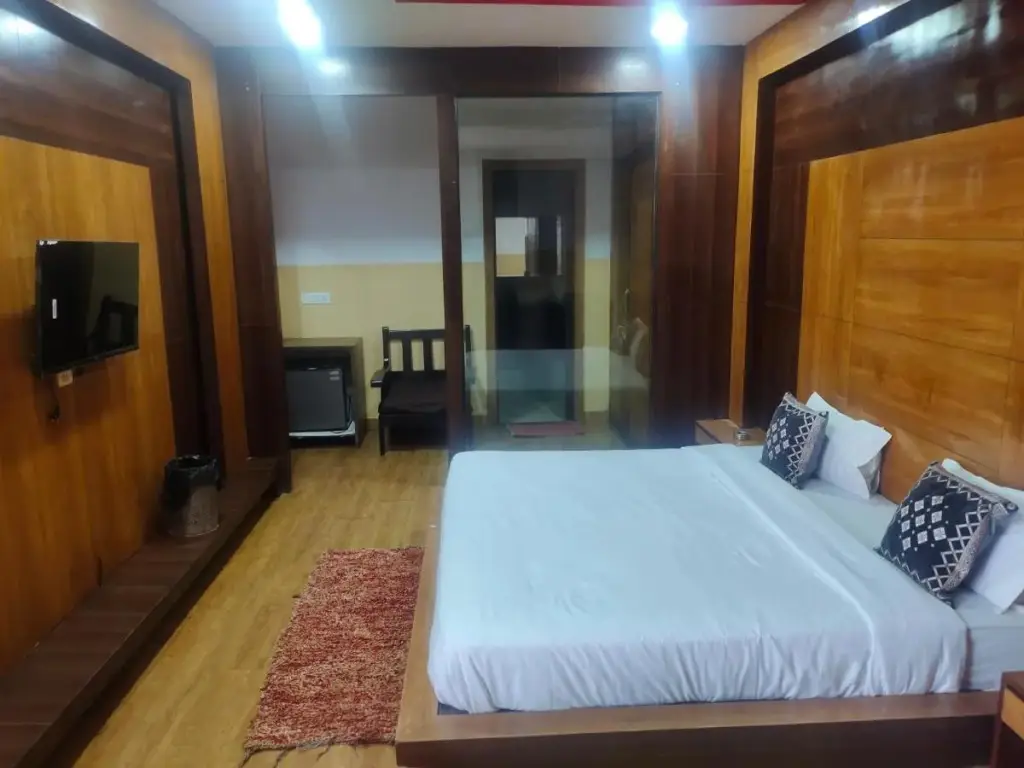 Нойда: Hotel Noida Dreamz 44