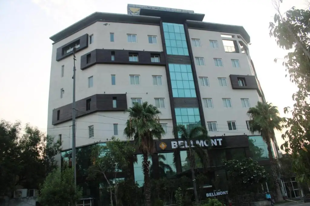 Bellmont Hotel Noida — фото 1