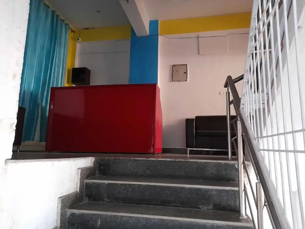 Нойда: Oyo Shri Hotel Vip Near Worlds Of Wonder