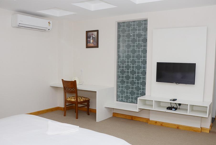 Нойда: Hotel Gaba Inn