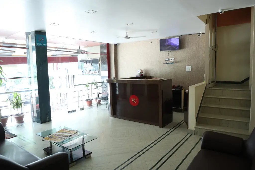 Лакхнау: Hotel V S Continental