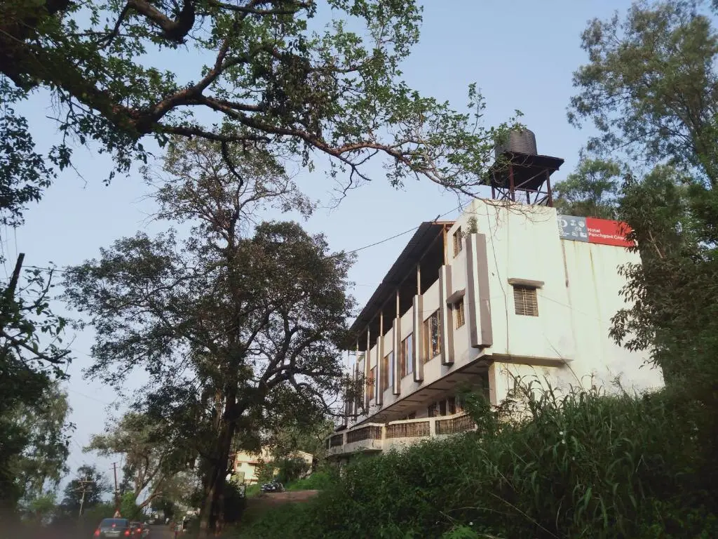 Hotel Panchgani Crown — фото 1