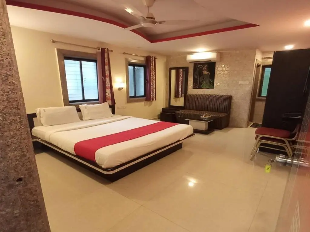Олд-Махабалешвар: Hotel Panchgani Crown