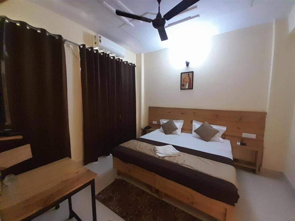 Hotel Krishna Rishikesh — фото 1
