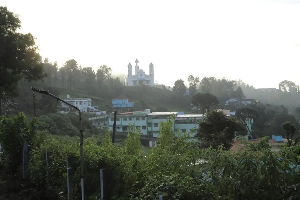 Котагири: Nilgiris Inn By Lexstays Kotagiri, Ooty