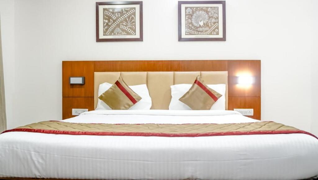 Нави-Мумбай: The Altruist Business Hotel Navi Mumbai-1