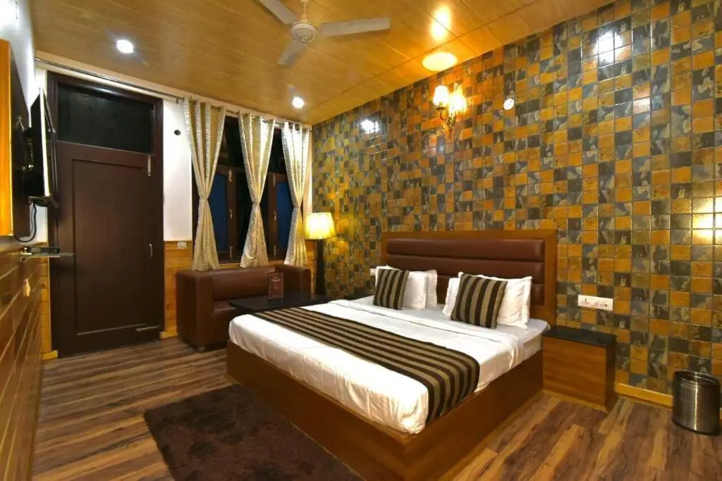 Дармсала: Hotel Divyansh By DLS Hotels