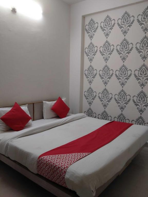 Бхопал: OYO 90088 Hotel Shree Gopi Palace