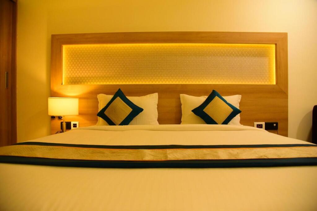 Майсур: Hotel Q ! Star