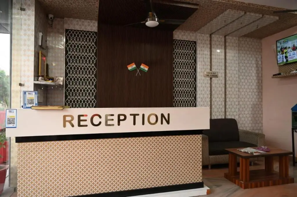 Бахадрабад: Hotel Kedar Ganga