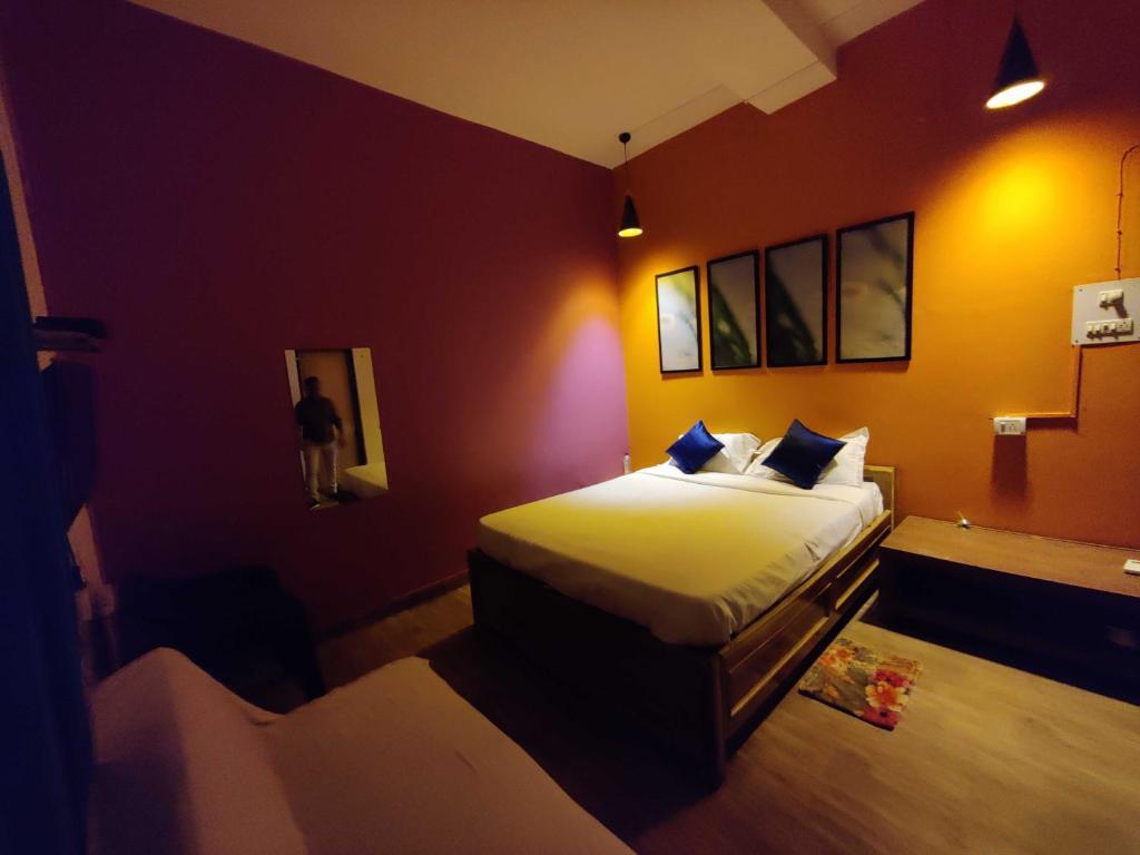 Бхубанешвар: OYO 88539 Housefull Residency