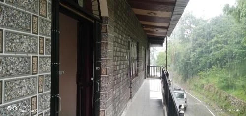 Бинсар: OYO 89839 Hotel Mohani Inn And Banquet