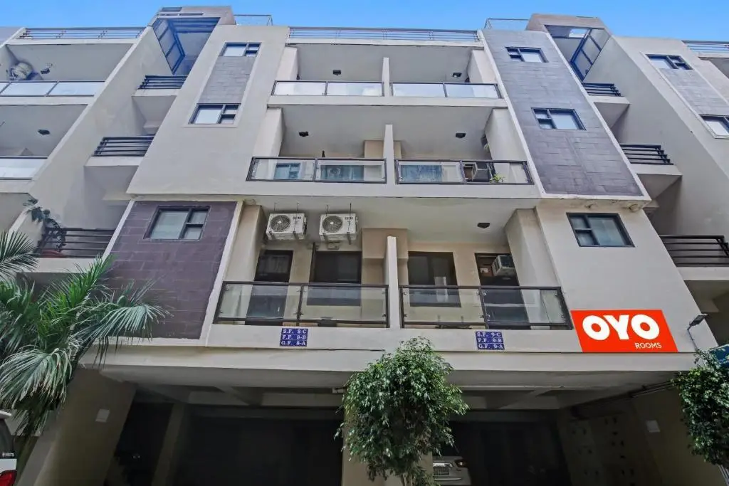 OYO Flagship 92622 The Chandigarh Lake Suites Hotel — фото 1