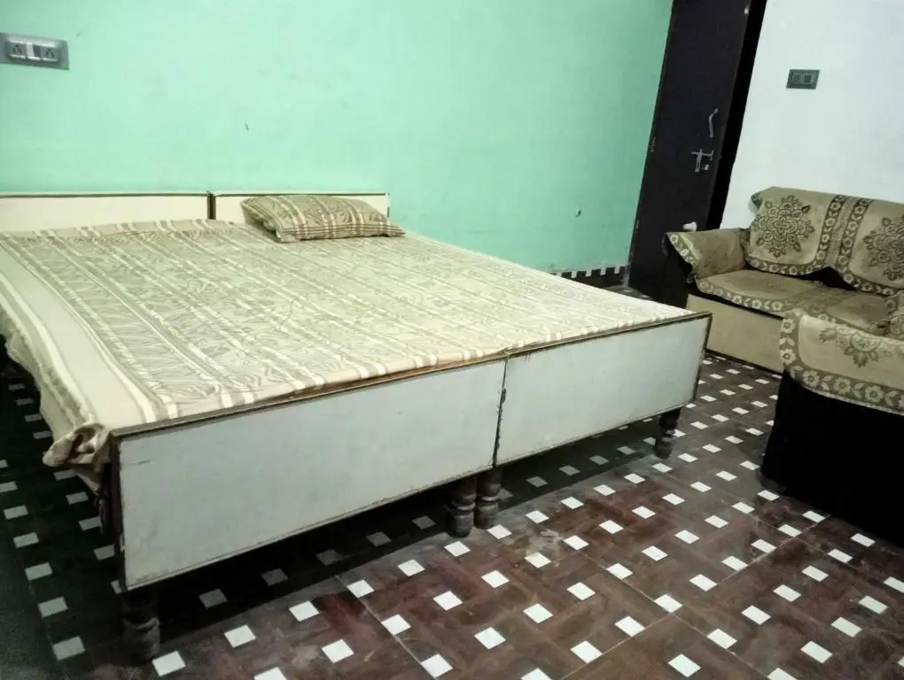 Фатехпур-Сикри: Spot on 90028 Ashiyana Bharatpur