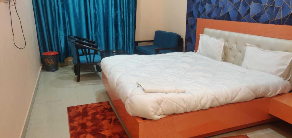 Большая Нойда: Oyo 89156 Living Point