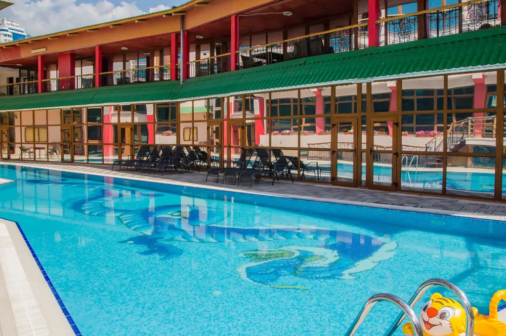 Гурзуф: Отель Гостиничный комплекс Веселый Хотэй