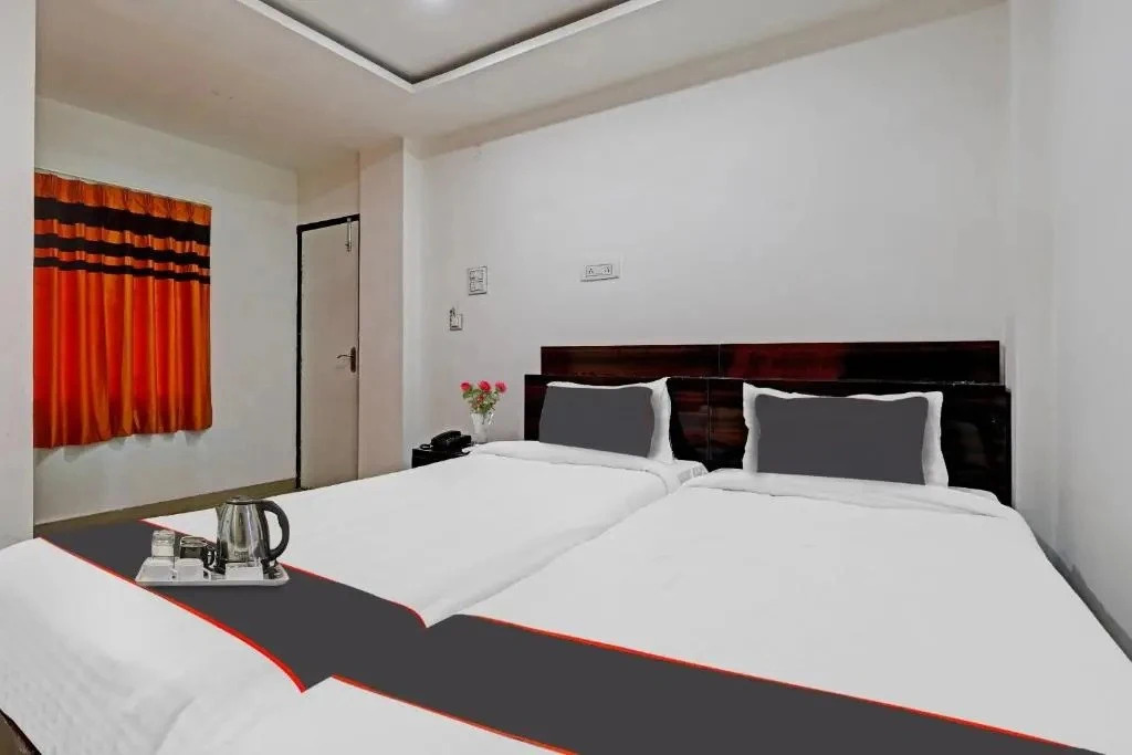 Collection O 91337 Lakhi Guest House — фото 1