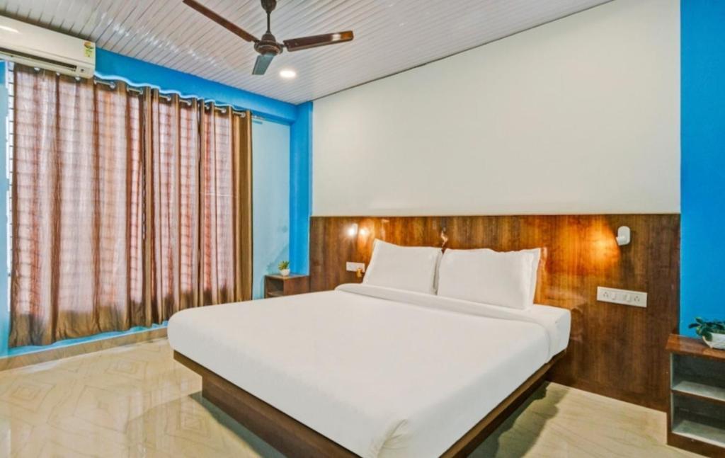 Гувахати: OYO 88380 Limewood Hotel