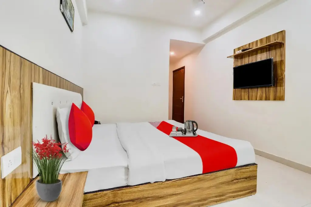 Харидвар: Super OYO 92578 HOTEL LA PLAZO