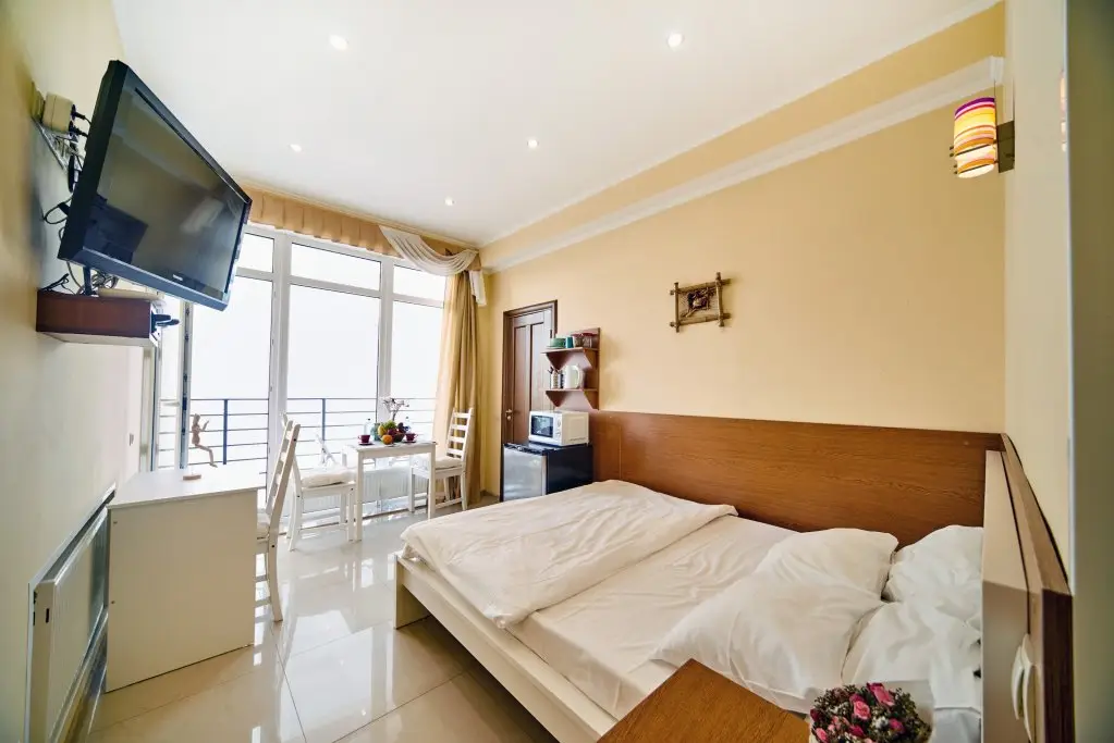 Севастополь: Gostevye nomera v gostinichnom komplekse «Park-Otel»