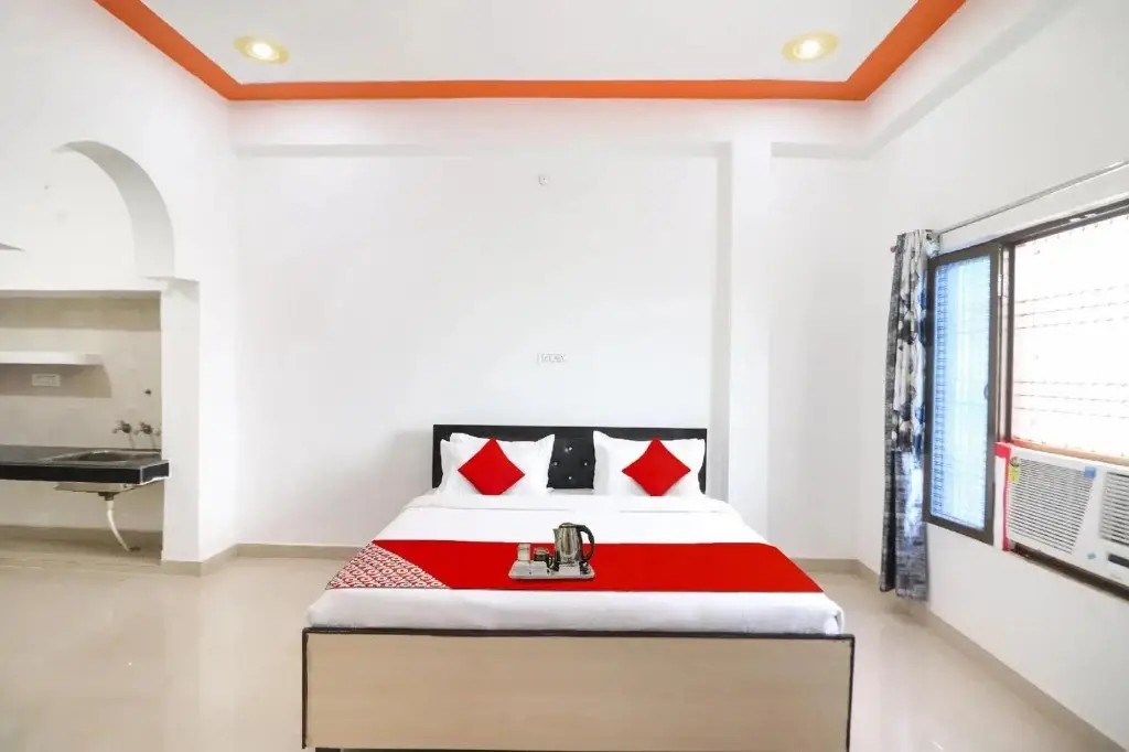 Джуси: Oyo Flagship 91746 Crown Guest House