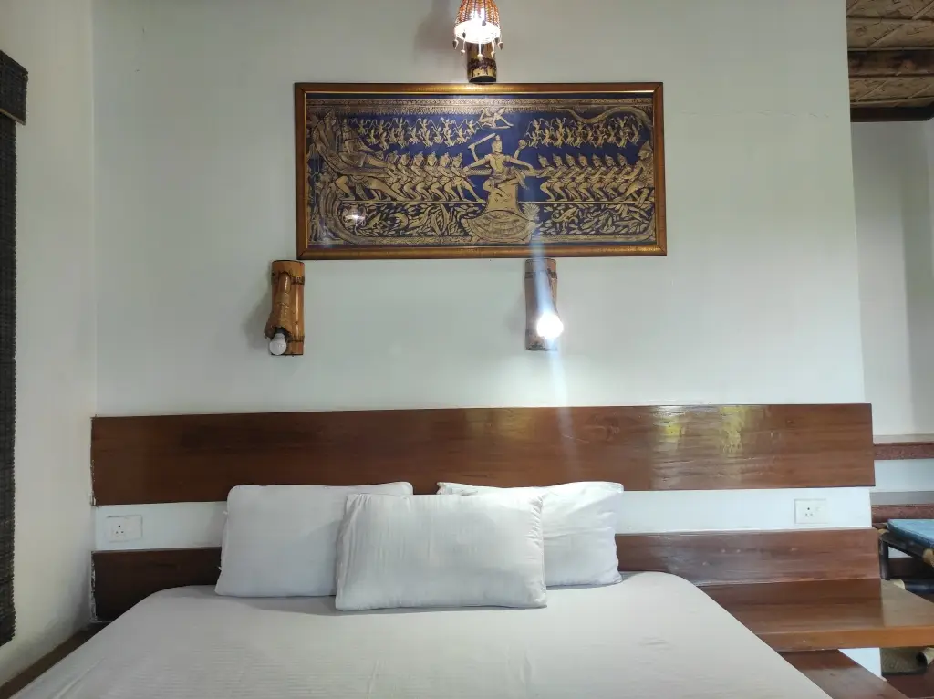 Джиоти Гаон: Homocation Sikhiri Cottages