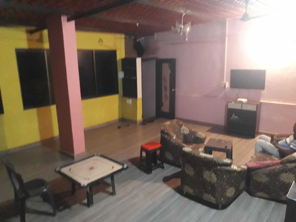 Хандала: OYO HOME 91635 Hotel Pawana 5 Point
