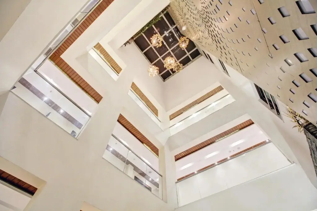 Townhouse Oak Hotel Radiant — фото 1