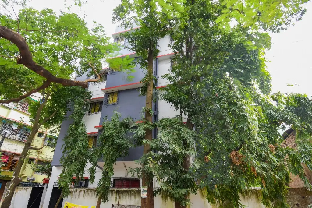 Колката: Oyo Flagship 76077 Adri Hotels 2
