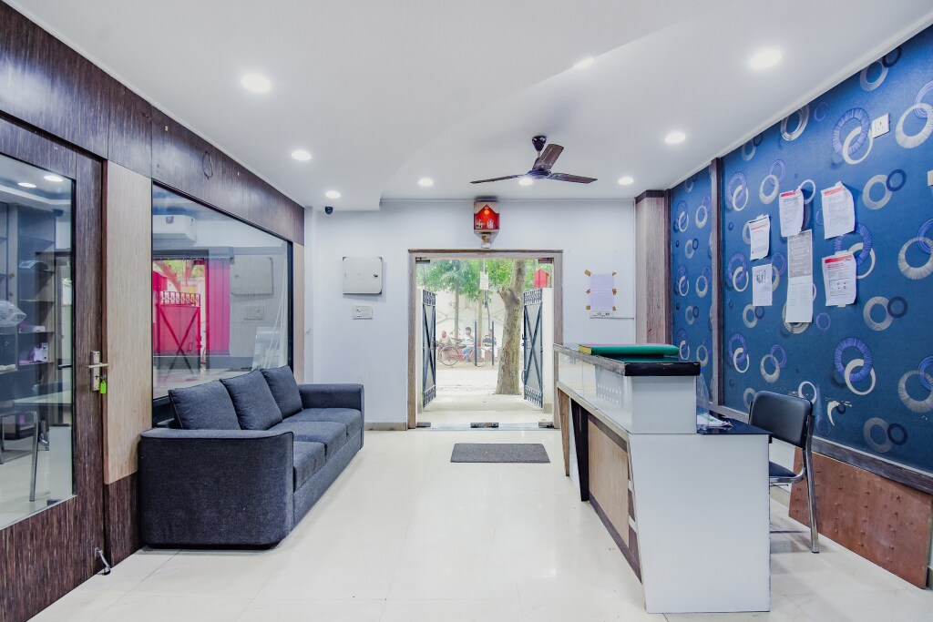 Колката: Oyo Flagship 76077 Adri Hotels 2